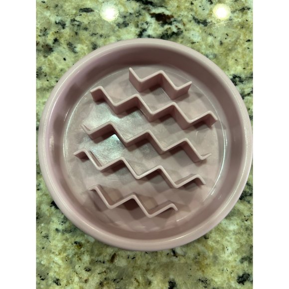 outward hound  Slow Eating bowl  for small dogs - Picture 1 of 3